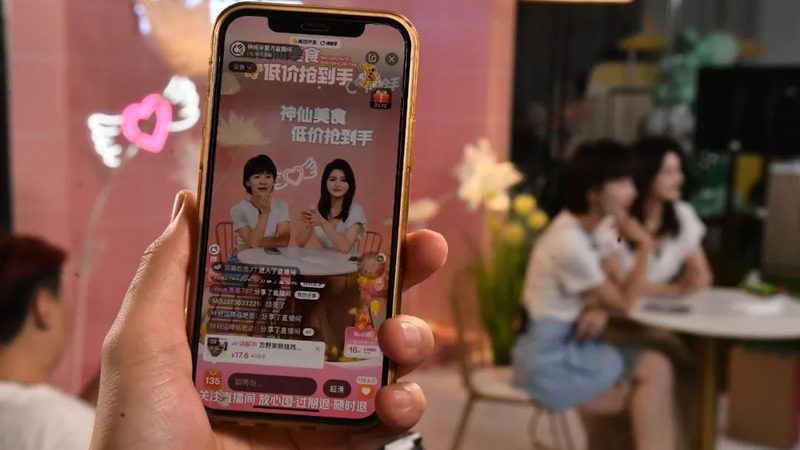 揭秘月嫂行业：十大品牌背后的真相与选择指南